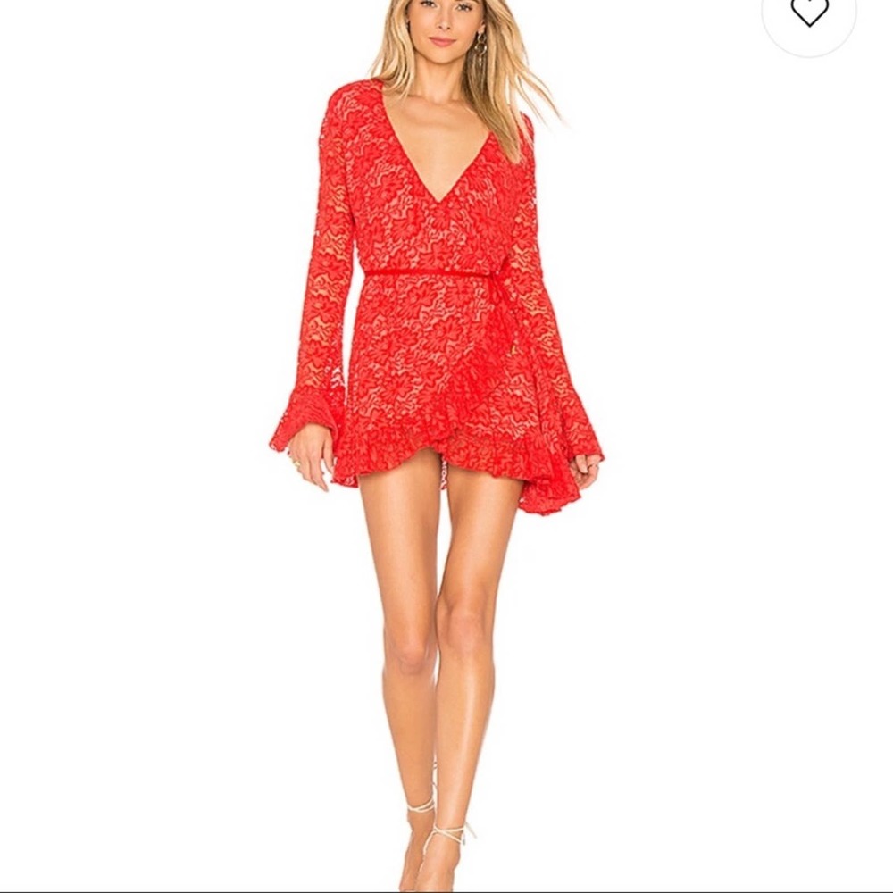 HOT AS HELL Women's Red Long Flutter Wrist Sleeve Lace Wrap Mini Dress sz S